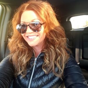 Meet your Posher, Lacey